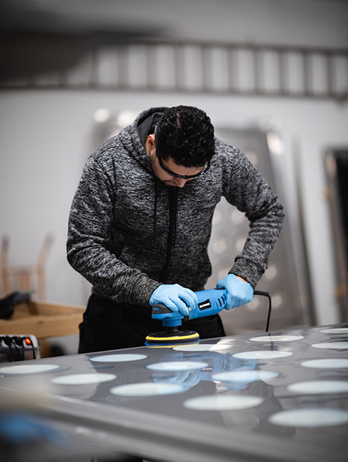 cover for Creating impermeable seals that can withstand damp and gas diffusion